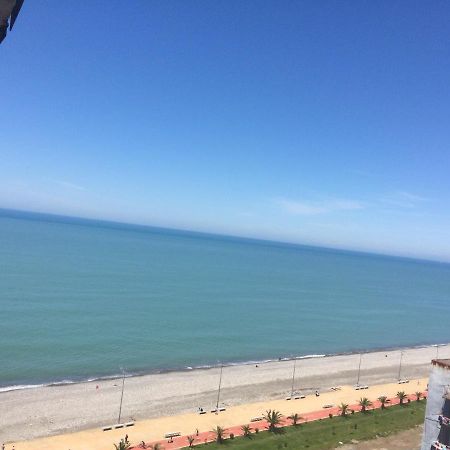 House On The Beach 巴统 外观 照片